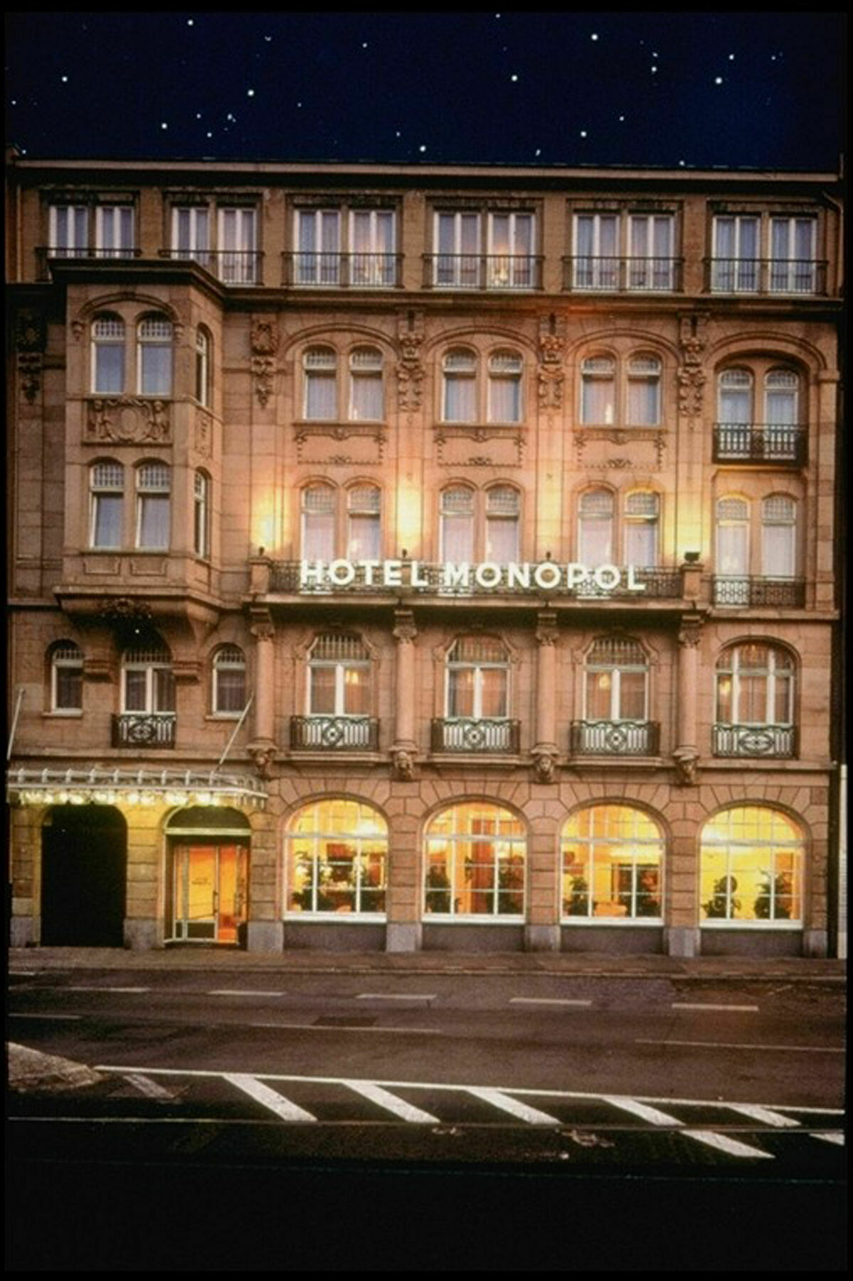 Hotel Monopol - Central Station Frankfurt am Main Exterior foto